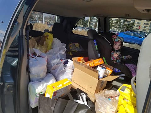 Food Drive Donations to be delivered to the Compass Food Bank in south Mississauga. Thank you to Jamie Grant and her daughter for delivering the items. 